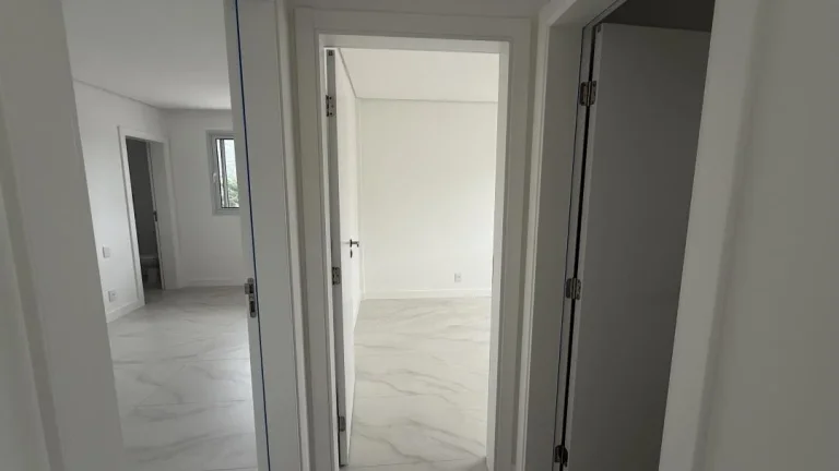Imagem Apartamento novo de 74 m² com 2 quartos, sendo 1 suíte no bairro Fazenda em Itajaí a venda com Adriano Carpes Imóveis.