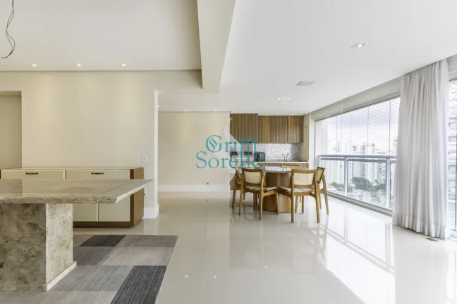 Imagem Apartamento à Venda em Vila Nova Conceição - São Paulo/SP.