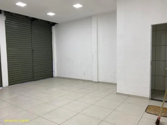 Imagem Galpão para Locação em DUQUE DE CAXIAS, Sarapuí, 1 banheiro