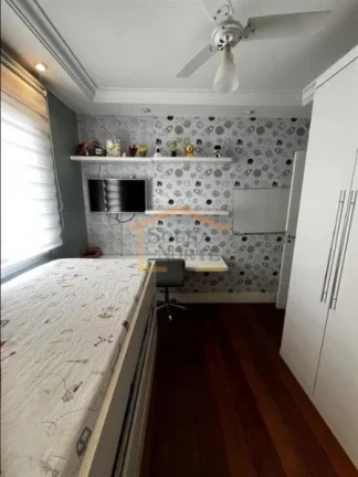 Imagem Apartamento 65m², 3 dormitórios, armários, sala 2 ambientes, varanda, cozinha, banheiro, 1 vaga d...
