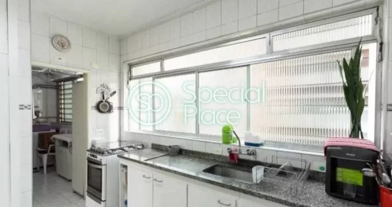Imagem Excelente apartamento no coração do Itaim Bibi! Imóvel à venda, com 3 dormitórios, área de ser...