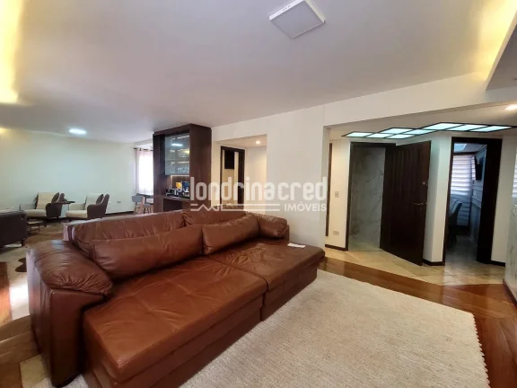Imagem Amplo apartamento à venda no Residencial Parque Imperial em Londrina, com 4 dormitórios, 3 suítes, 215 m² de área útil e 2 vagas de garagem