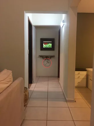 Imagem CASA PARA LOCAÇÃO ANUAL DENTRO DE RESIDENCIAL COM PISCINA, COM 2 DORMITÓRIOS, SENDO UMA SUITE