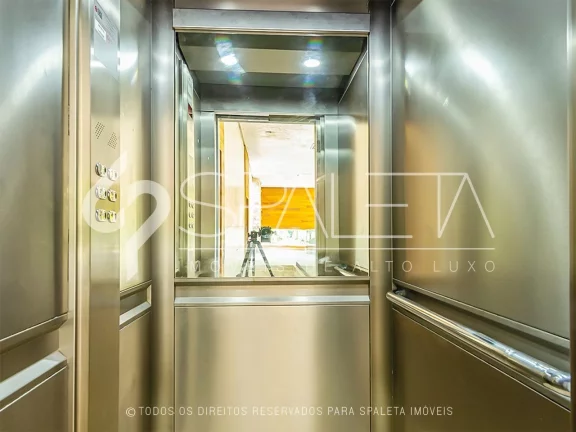 Imagem Belíssima mansão com elevador e acabamento impecável à venda no Terras de São José I