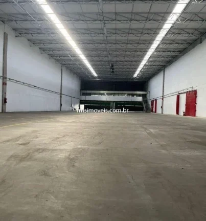 Imagem Galpão Industrial com 1667 m2 para locação em Guarulhos