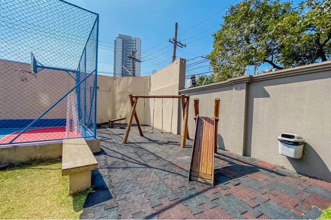 Apartamento com 2 Quartos à Venda, 51 m² em Quarta Parada - São Paulo