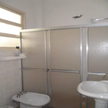 Imagem PITANGUEIRAS- FRENTE AO MAR COM VISTINHA LATERAL , EXCELENTE APARTAMENTO.