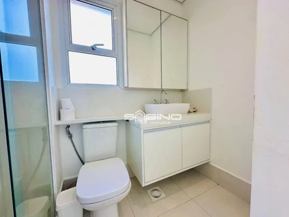 Imagem Aluguel anual na Riviera, Apartamento Pé na Areia, com 3 dormitórios 1 suíte, com 90m² de área útil, 2 vagas de garagem