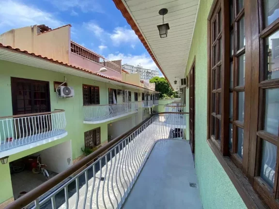 Imagem Casa em Condomínio para Venda em Rio de Janeiro, Brás de Pina, 2 dormitórios, 1 suíte, 4 banheiros, 1 vaga