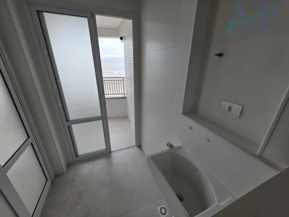 Imagem Apartamento na Guilhermina com 2 Dormitórios Frente Mar em Praia Grande