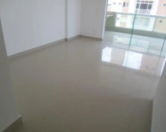 Imagem Apartamento à venda no Guarujá na Praia das Pitangueiras.