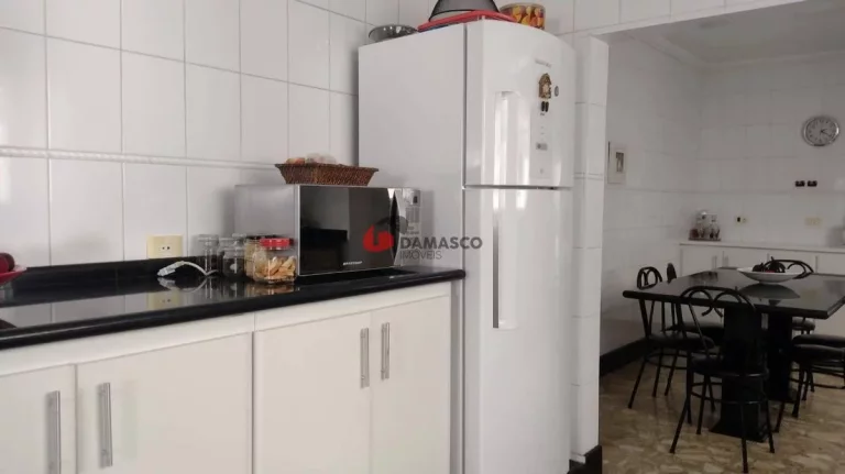 Imagem Sobrado à venda 3 Quartos, 3 Suites, 3 Vagas, 240M², Barcelona, São Caetano do Sul - SP