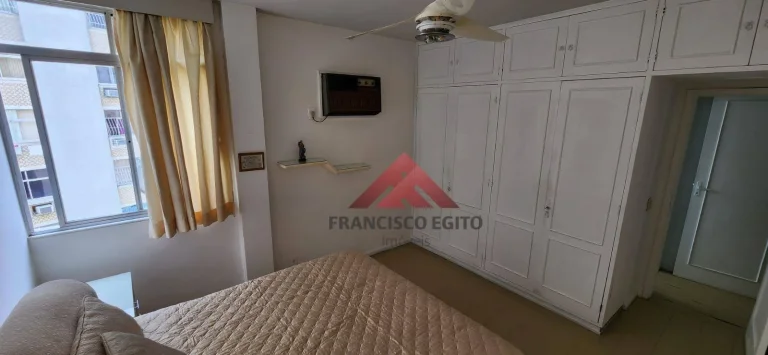 Imagem Apartamento com sala 03 quartoa e dependencia completa,vaga de garagem,em otima localização no Ingá,proximo a todo comércio, colégios e faculdades,co