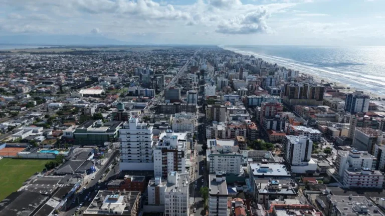 Imagem Apartamento 2 Dormitórios - Bairro Centro