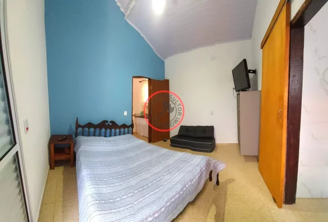 Imagem CASA Terrea escritura definitiva com varanda ,2 suites, lavabo, area gourmet,piscina , garagem para 5 carros e duas kitnets