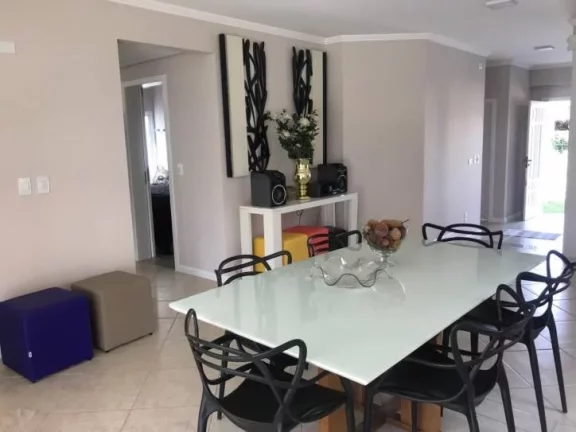 Imagem Casa com 5 dormitórios à venda, 373 m² por R$ 4.600.000,00 - Jurerê - Florianópolis/SC
