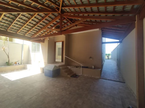 Imagem Sobrado com 4 dormitórios à venda, 200 m² por R$ 1.000.000,00 - Villa Branca - Jacareí/SP