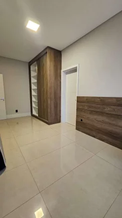 Imagem Apartamento à Venda, 147m2, 3 Dormitórios(2 suítes), Jurerê, Florianópolis/SC