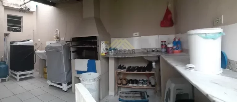 Imagem Oportunidade Imperdível: Venda de 02 Imóveis em Excelente Localização.