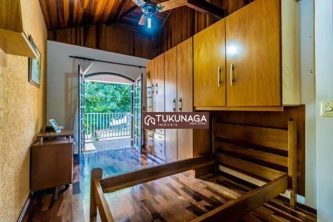 Imagem Sobrado com 3 quartos à venda, 300 m² por R$ 960.000 - Tremembé - São Paulo/SP