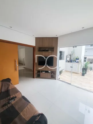 Imagem Ibiti Royal Park - Venda Sobrado | AT 250 m² | AC 230 m² | 3 Dormitórios | 3 Suítes | 4 Banheiros | 4 Vagas