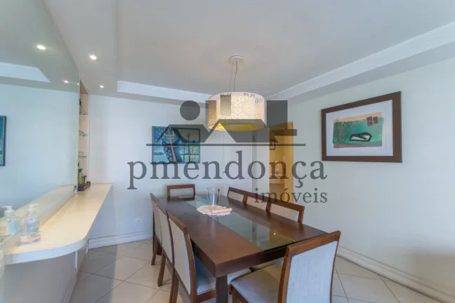 Imagem Apartamento reformado em Perdizes com 137m², 3 quartos (1 suíte) e 2 vagas
