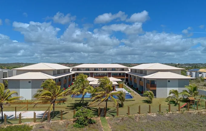 Imagem Apartamento duplex com acesso ao mar, na praia de ITACIMIRIM em Camaçari-BA