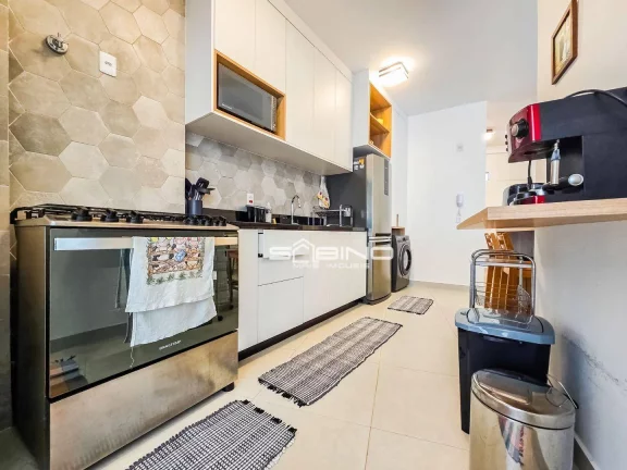 Imagem Apartamento Pé na Areia para Locação temporada na Riviera de São Lourenço, atende até 4 pessoas