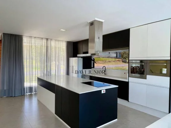 Imagem Casa com 3 dormitórios à venda, 432 m² por R$ 2.900.000,00 - Condomínio Village Araçoiaba - Araçoiaba da Serra/SP