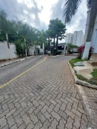 Imagem Apartamento à venda ou locação em Sorocaba-SP, bairro Aparecidinha: 2 quartos, 2 salas, 1 vaga, 49m²