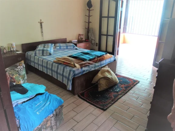 Imagem Chácara Residencial à venda em Sousas, Campinas/SP (Bairro Nobre)

CONCEITO DE CAMPO
Rua tranquila...