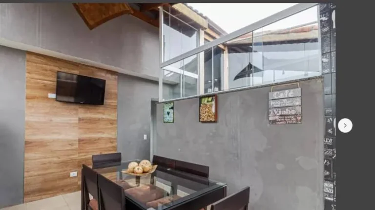 Imagem Cobertura Mobiliada 46 m²+46m² com 2 Dormitórios e 1 Vaga de Garagem