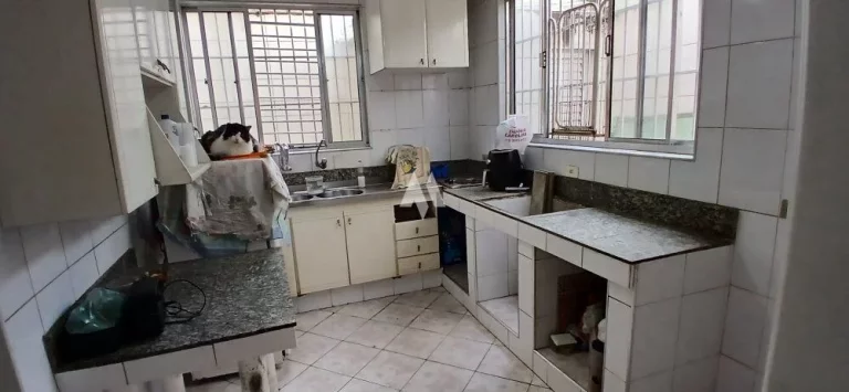 Imagem Casa á venda 3 dormitórios 1 suíte - Sobrado isolado e quintal - R$ 795.000