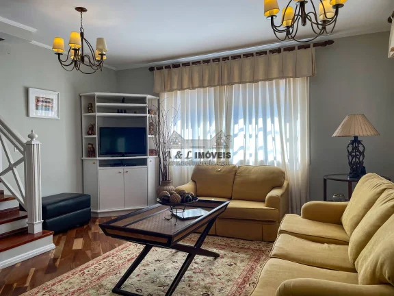 Imagem Casa à venda em Campos do Jordão – Com 04 dormitórios e área gourmet