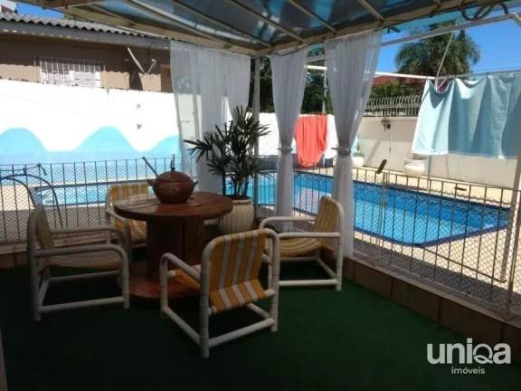 Imagem Bairro São José próximo a UFSM. Linda casa 5 dormitórios Garagem Piscina