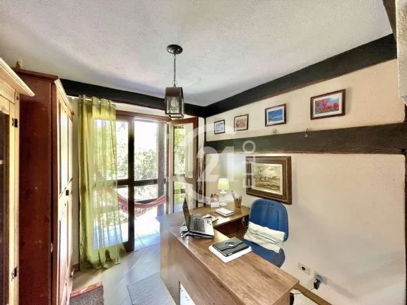 Imagem Casa com 3 dormitórios à venda, 183 m² por R$ 1.280.000,00 - Chácara Santa Lúcia - Carapicuíba/SP