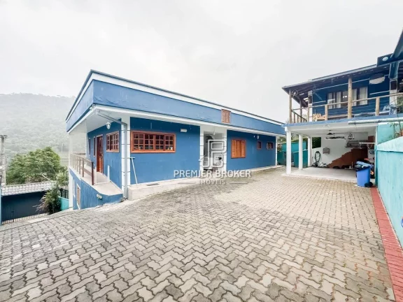 Imagem Casa à venda, 200 m² por R$ 1.490.000,00 - Albuquerque - Teresópolis/RJ