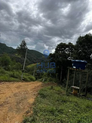 Imagem BELÍSSIMO SÍTIO COM 4 MIL METROS QUADRADOS EM ÁGUAS MORNAS
