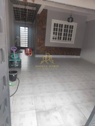 Imagem Casa Sobrado, 3 Dormitórios (1suíte), 2 vagas, Jardim das Indústrias - SJC