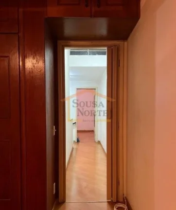 Imagem Sobrado amplo com 2 dormitórios com armários, 2 banheiros, sala com ar-condicionado, cozinha grand...