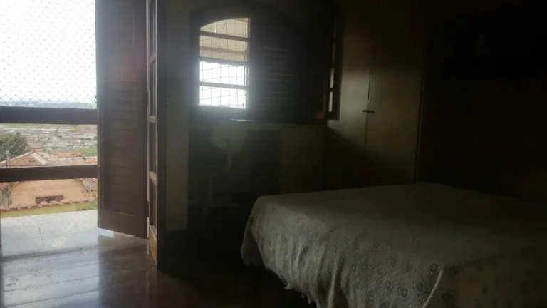 Imagem Casa para Venda por R$880.000,00 com 350m², 4 dormitórios, 3 vagas e 3 banheiros - São miguel paulista , São paulo / SP - Cód. 7983