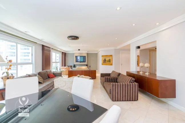 Imagem Estuda Permuta - Apartamento 4 quartos, 2 suítes, 297m2 e 2 vagas à venda no Água Verde