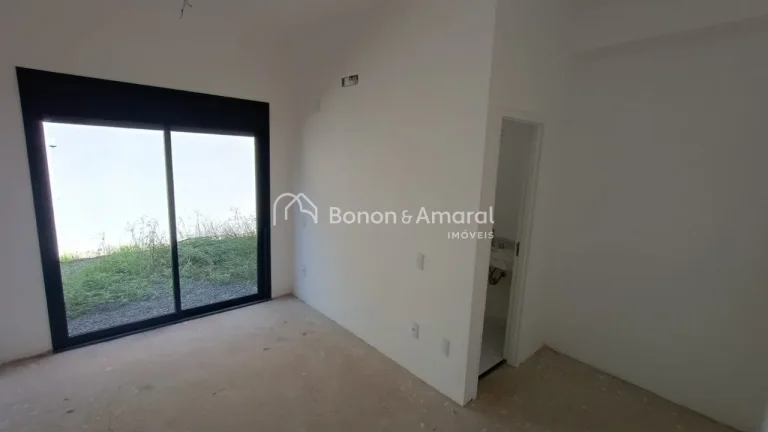 Imagem Esta casa recém construída, com 2 suítes, localizada em um condomínio completo, é a escolha per...
