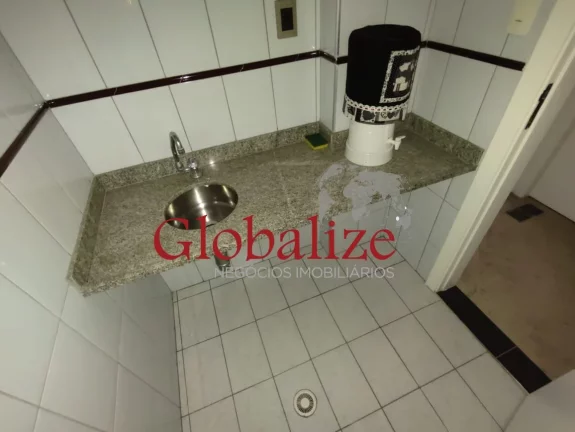 Imagem Sala comercial garagem e portaria no bairro Vila Nova em Santos (SP) por R$ 235.000,00