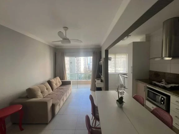 Imagem Apartamento Mobiliado com 1 dormitórios sendo 1 vagas de garagem em Balneário Camboriú