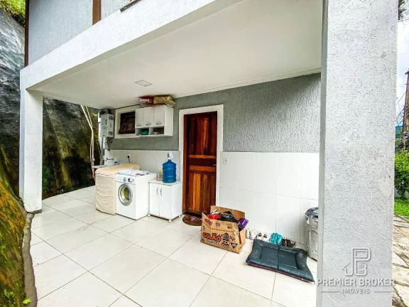 Imagem Casa à venda, 160 m² por R$ 789.000,00 - Pimenteiras - Teresópolis/RJ