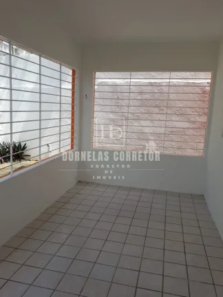 Imagem Casa Solta com Quintal 10x30 em Ouro Preto - Olinda | 2 Quartos