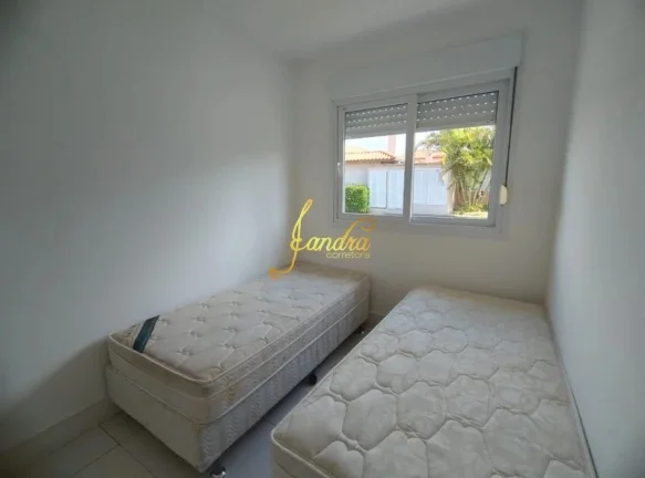 Imagem Ótima casa em condomínio fechado Casa Hermosa com 3 dormitórios