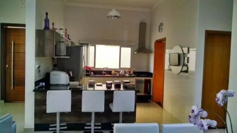 Imagem Sobrado para Venda por R$1.300.000,00 com 231m², 4 dormitórios, 2 suites e 4 vagas - Itaquaquecetuba, São paulo / SP - Cód. BDI28184