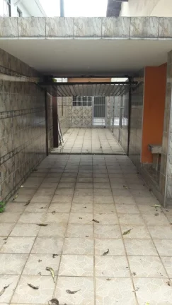 Imagem "Casa de sonhos à venda com 4 quartos e diversos espaços incríveis em Jardim Aeroporto, São Paulo"
